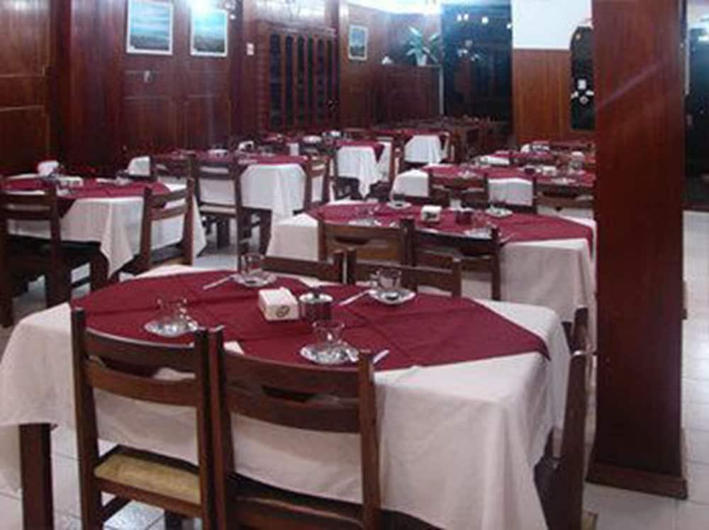 Cheltum Hotel Trelew Dış mekan fotoğraf