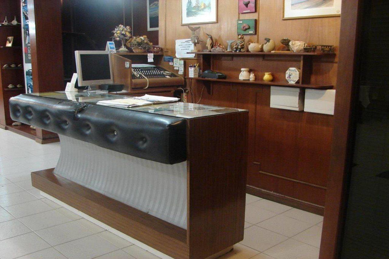 Cheltum Hotel Trelew Dış mekan fotoğraf