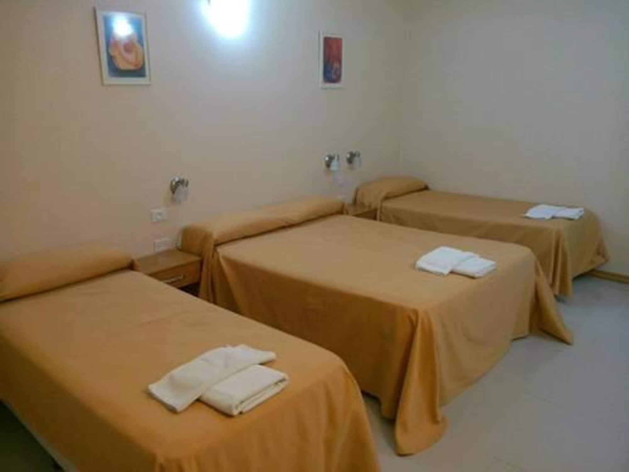 Cheltum Hotel Trelew Dış mekan fotoğraf