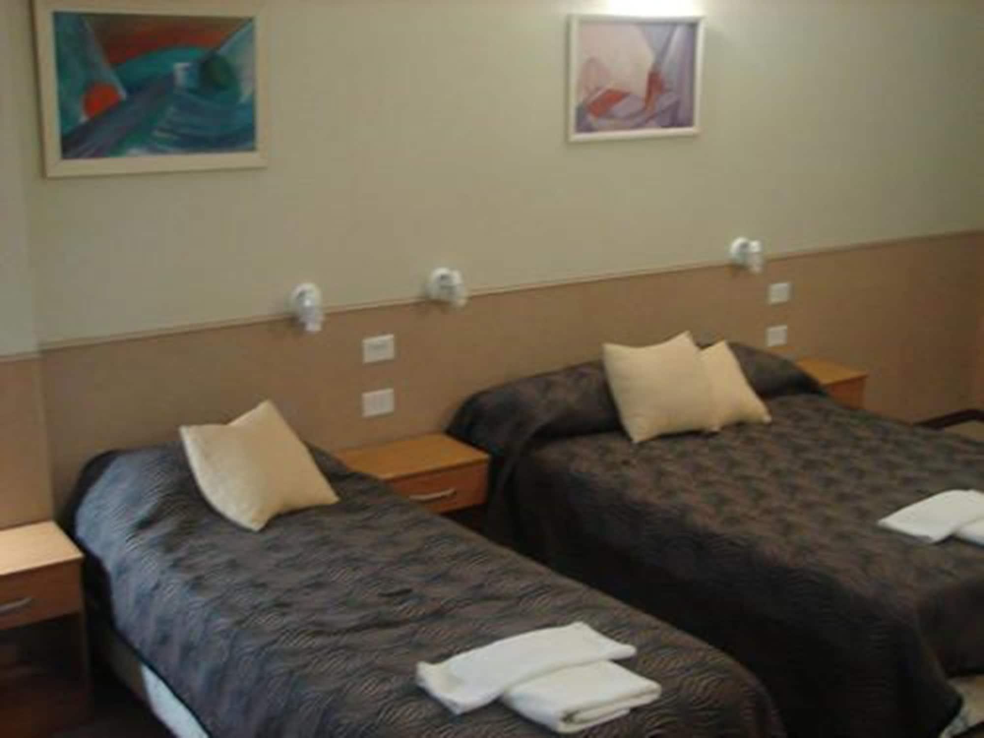 Cheltum Hotel Trelew Dış mekan fotoğraf